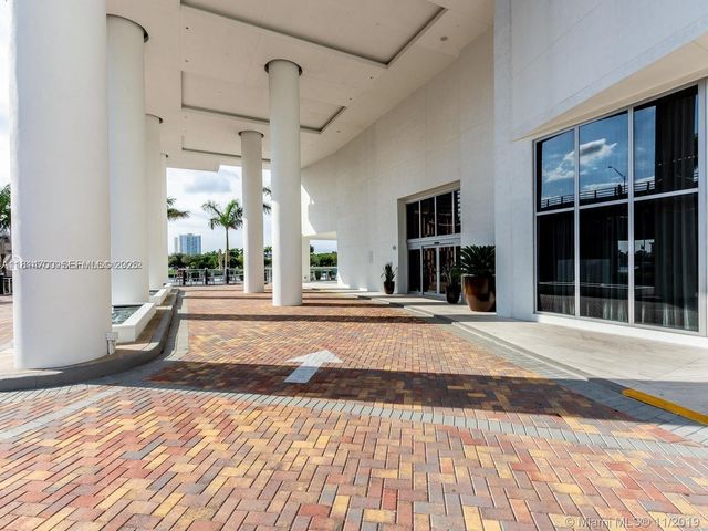 4010 S Ocean Drive R1905, Hollywood, FL 33019
