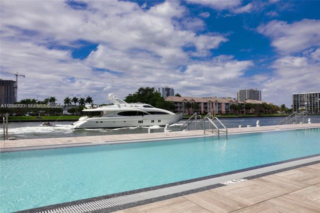 4010 S Ocean Drive R1905, Hollywood, FL 33019