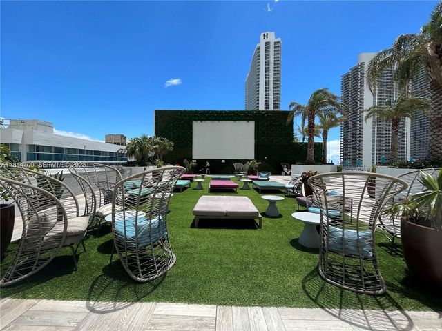 4010 S Ocean Drive R1905, Hollywood, FL 33019