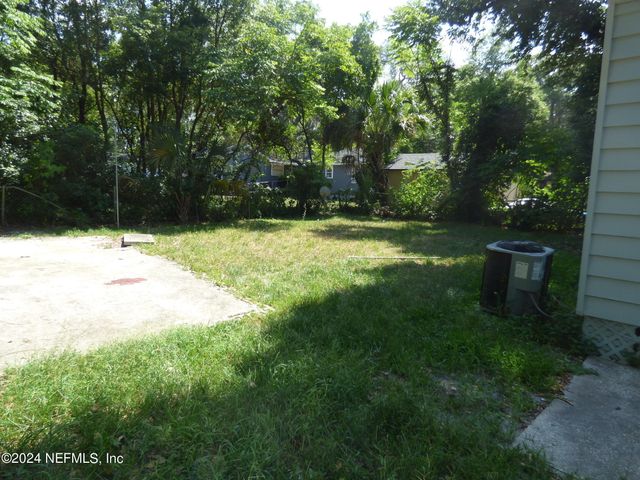 516 E 58TH Street, Jacksonville, FL 32208