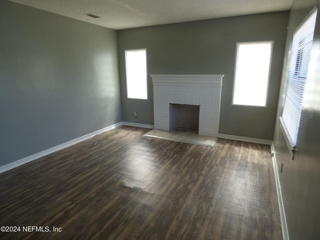 516 E 58TH Street, Jacksonville, FL 32208