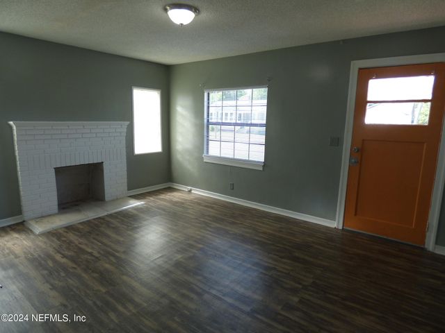 516 E 58TH Street, Jacksonville, FL 32208