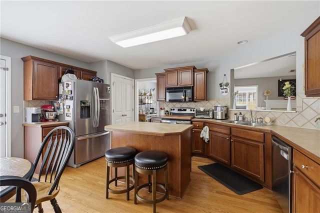 6010 Riverwood Drive, Braselton, GA 30517