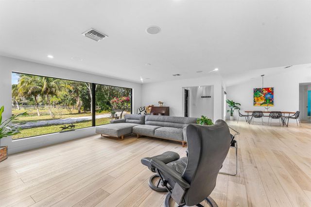 6296 188th Trail N, Loxahatchee, FL 33470