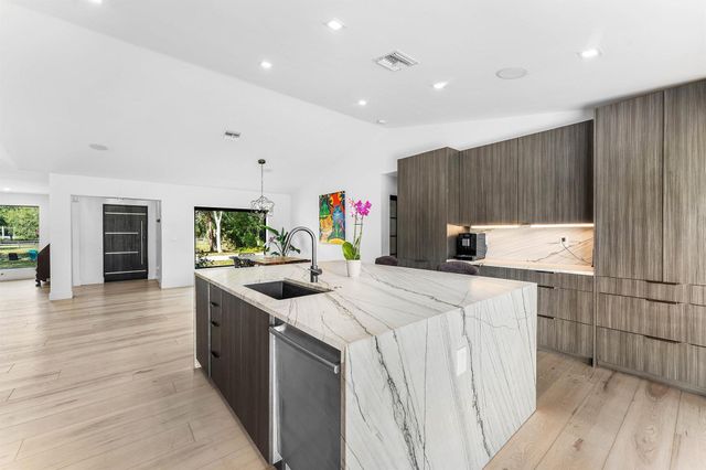 6296 188th Trail N, Loxahatchee, FL 33470