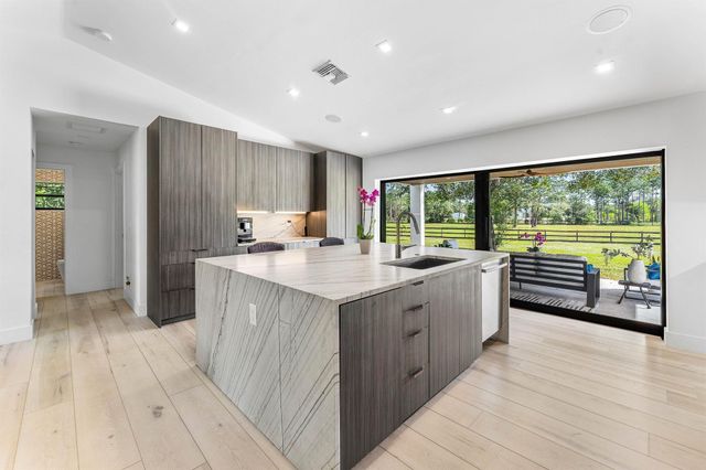 6296 188th Trail N, Loxahatchee, FL 33470