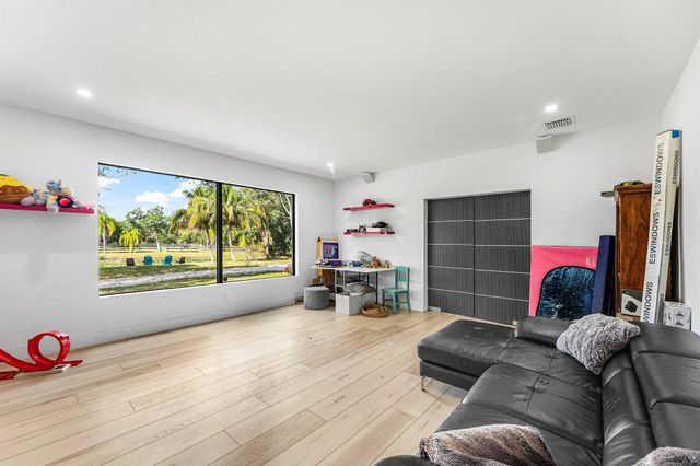 6296 188th Trail N, Loxahatchee, FL 33470