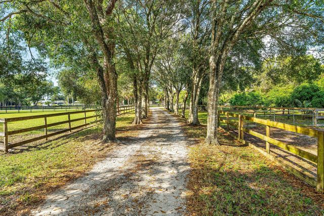 6296 188th Trail N, Loxahatchee, FL 33470