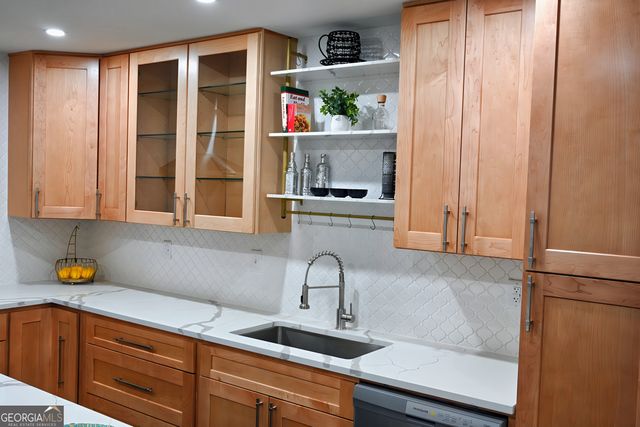 1098 Mansfield Court, Norcross, GA 30093