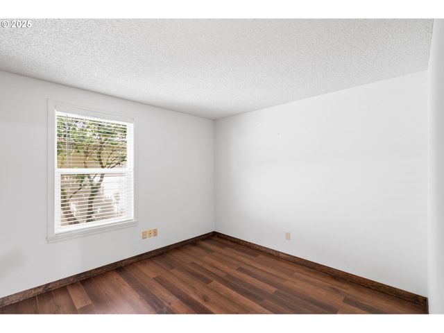13216 Ne SALMON CREEK Ave J1, Vancouver, WA 98686