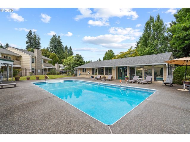 13216 Ne SALMON CREEK Ave J1, Vancouver, WA 98686