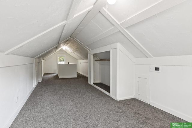 4234 Pinkney Street, Omaha, NE 68111