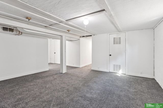 4234 Pinkney Street, Omaha, NE 68111