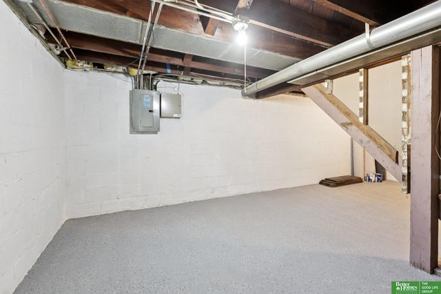 4234 Pinkney Street, Omaha, NE 68111