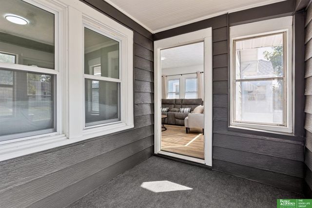 4234 Pinkney Street, Omaha, NE 68111