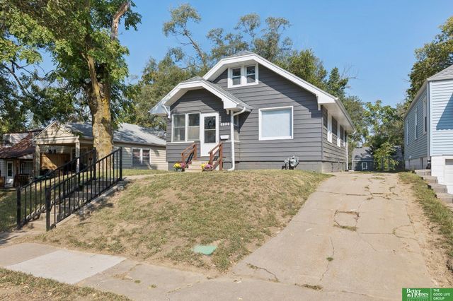 4234 Pinkney Street, Omaha, NE 68111