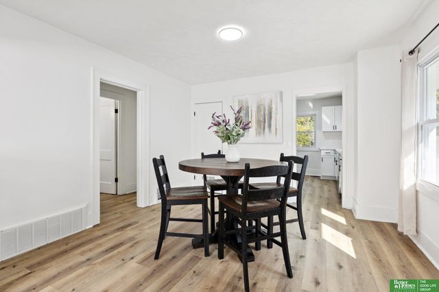 4234 Pinkney Street, Omaha, NE 68111