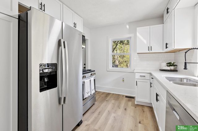 4234 Pinkney Street, Omaha, NE 68111