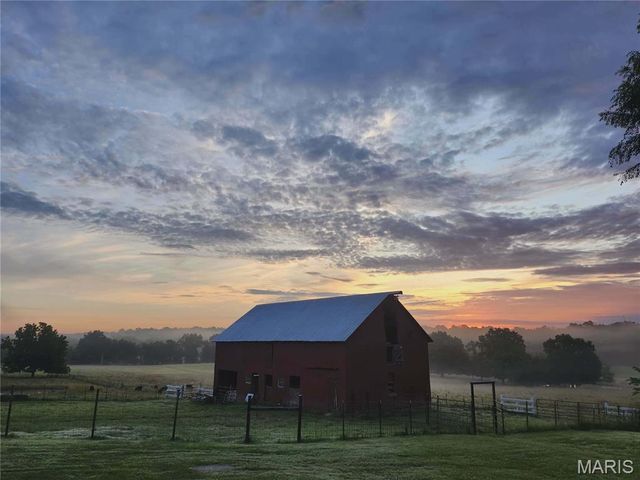 9081 & 9085 W Red Oak Road, Rosebud, MO 63091