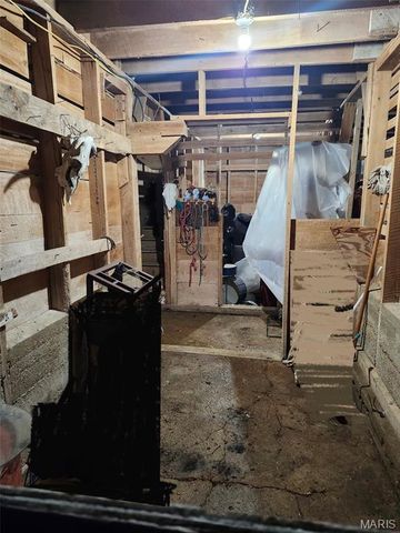 9081 & 9085 W Red Oak Road, Rosebud, MO 63091