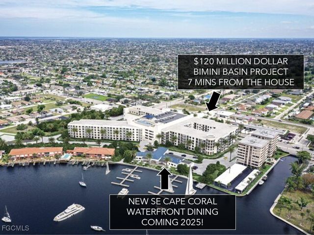 3906 SE 20th PL, Cape Coral, FL 33904