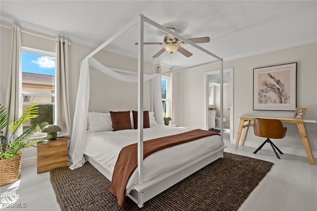 3906 SE 20th PL, Cape Coral, FL 33904