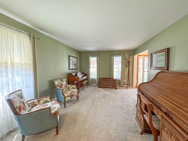 1086 Ivanhoe Drive, Muskegon, MI 49445
