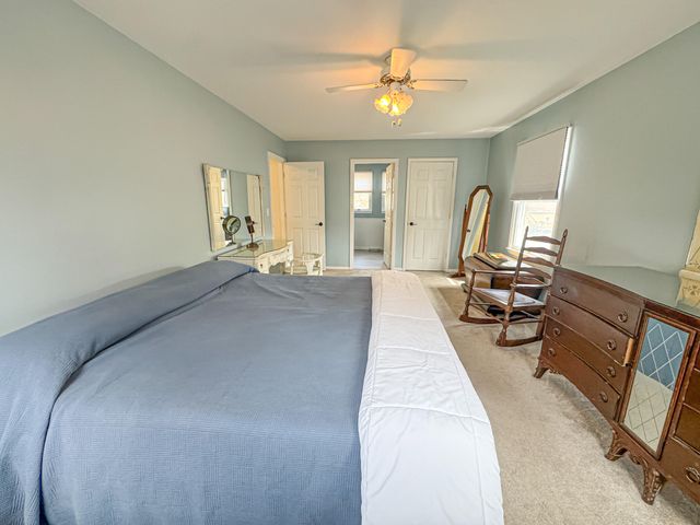 1086 Ivanhoe Drive, Muskegon, MI 49445