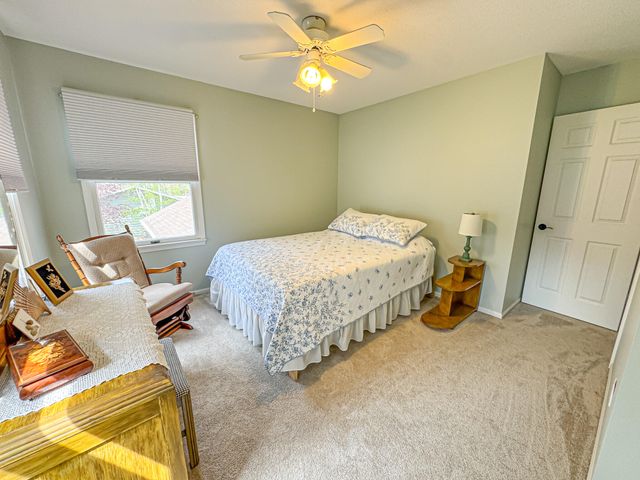 1086 Ivanhoe Drive, Muskegon, MI 49445