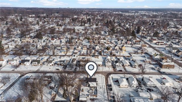 1028 Foster Avenue, Elyria, OH 44035