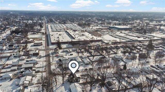 1028 Foster Avenue, Elyria, OH 44035