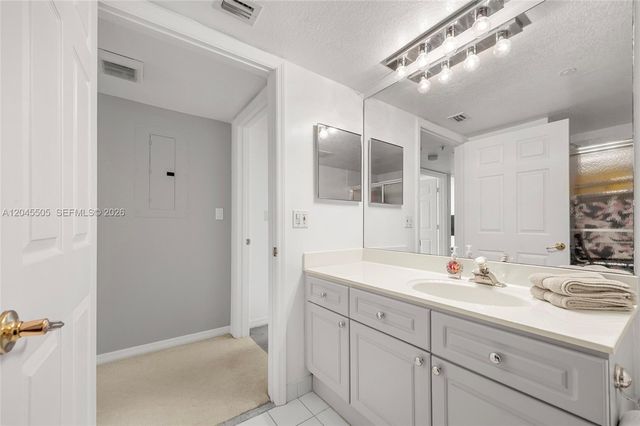 17275 Collins Ave 804, Sunny Isles Beach, FL 33160