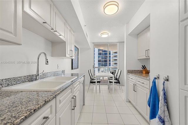 17275 Collins Ave 804, Sunny Isles Beach, FL 33160