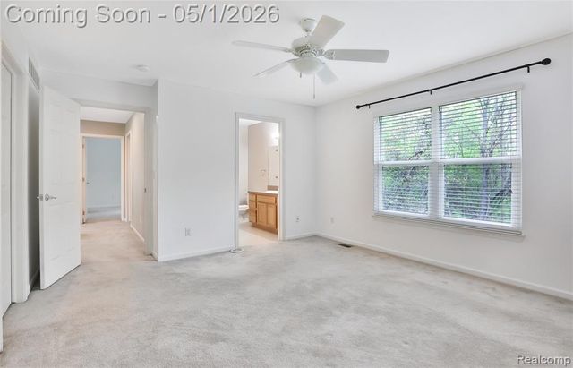 42040 Richmond Drive, Van Buren, MI 48111
