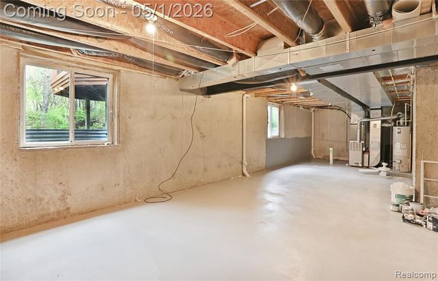 42040 Richmond Drive, Van Buren, MI 48111
