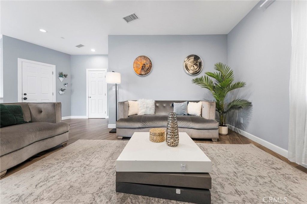 Image 7 of property listing at 4059 Grace, Baldwin Park, CA 91706