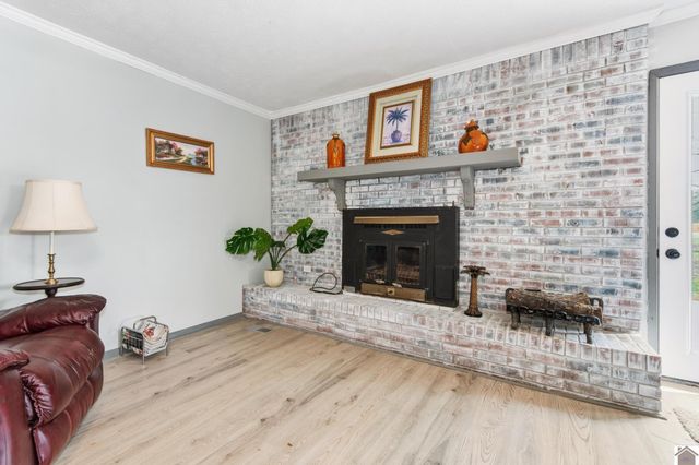 705 Darnell Road, Benton, KY 42025