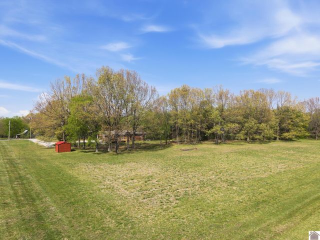 705 Darnell Road, Benton, KY 42025