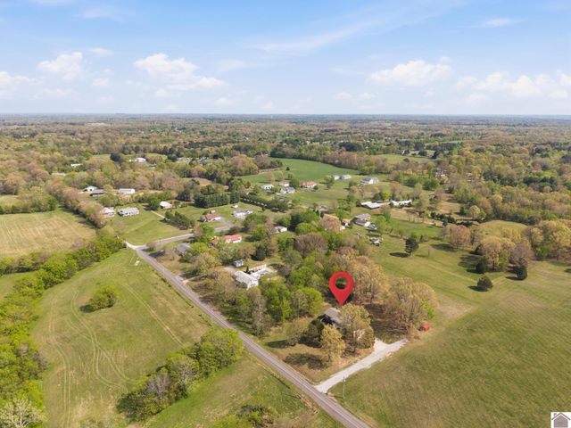 705 Darnell Road, Benton, KY 42025