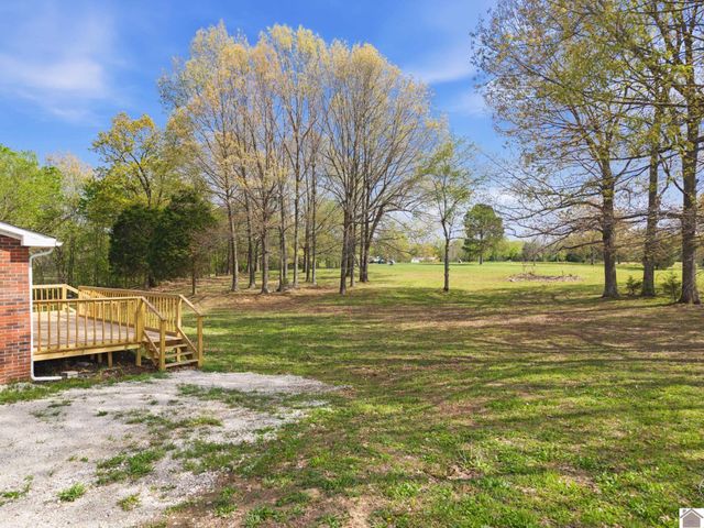 705 Darnell Road, Benton, KY 42025
