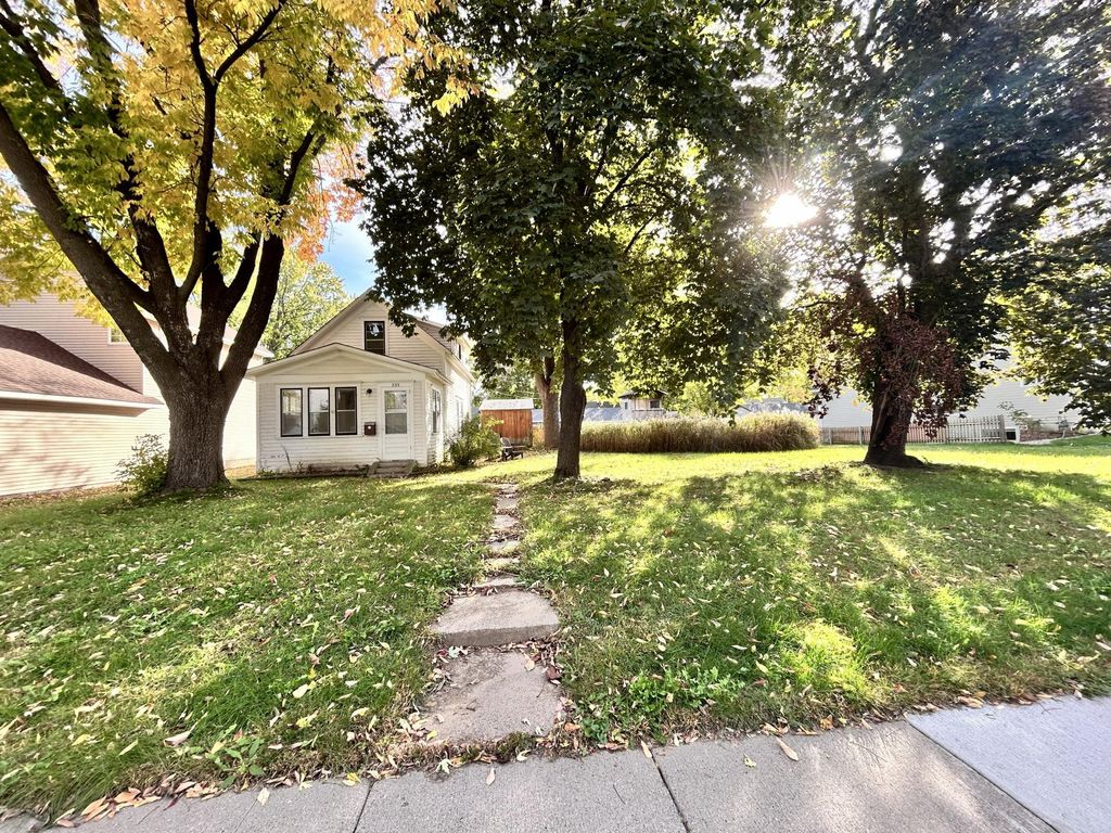 233 17th Avenue N, Hopkins, MN 55343 — photo 2
