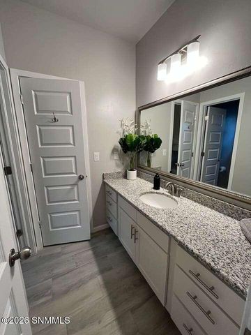 3842 Caspian Road, Las Cruces, NM 88012