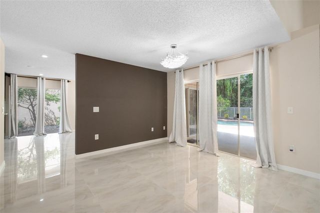 6625 NW 75th Place, Parkland, FL 33067
