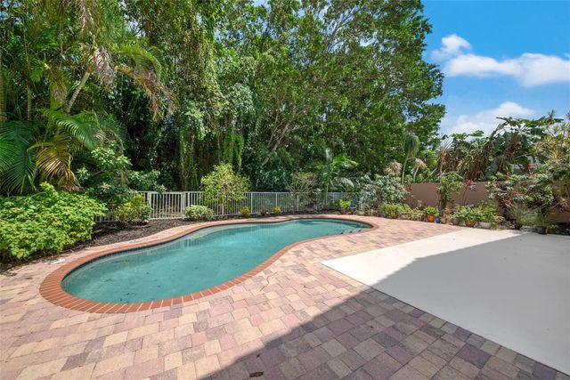6625 NW 75th Place, Parkland, FL 33067