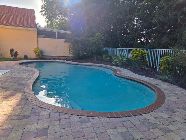 6625 NW 75th Place, Parkland, FL 33067