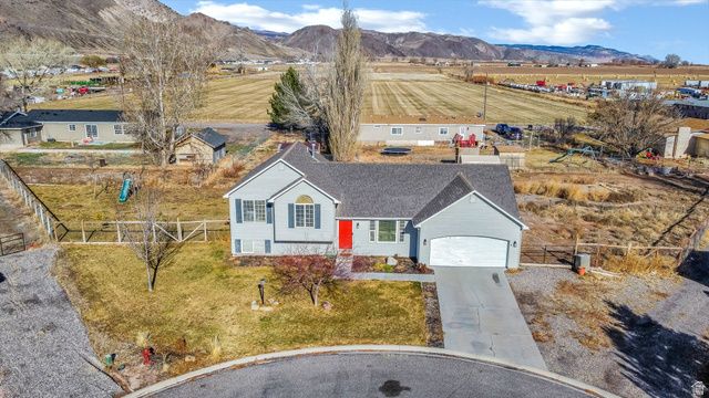 272 N 350 E, Elsinore, UT 84724