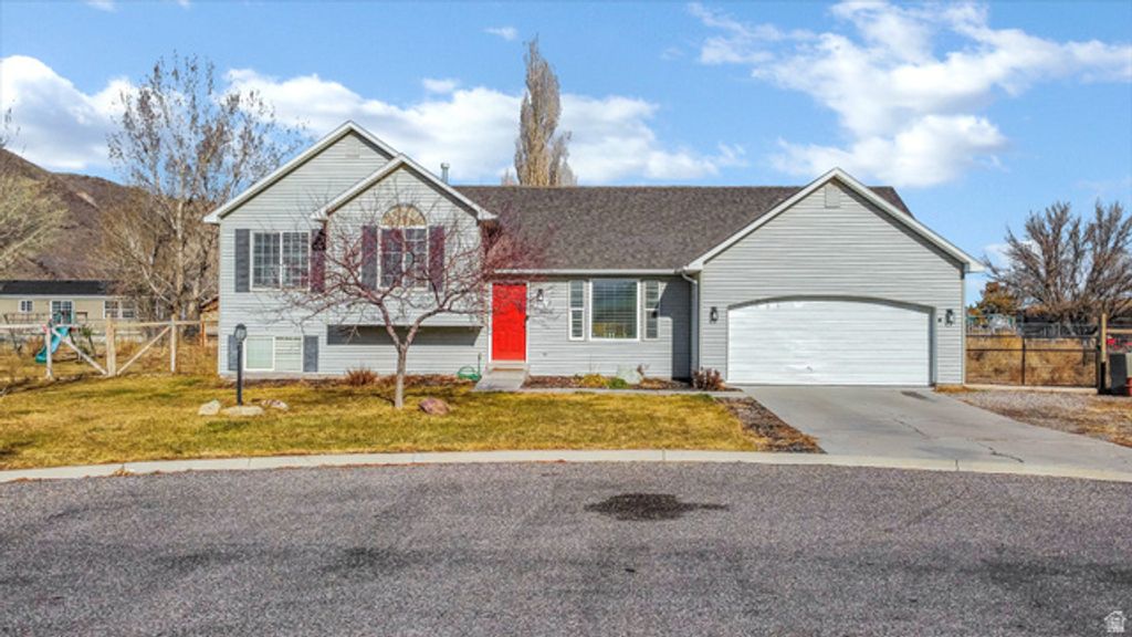 272 N 350 E, Elsinore, UT 84724