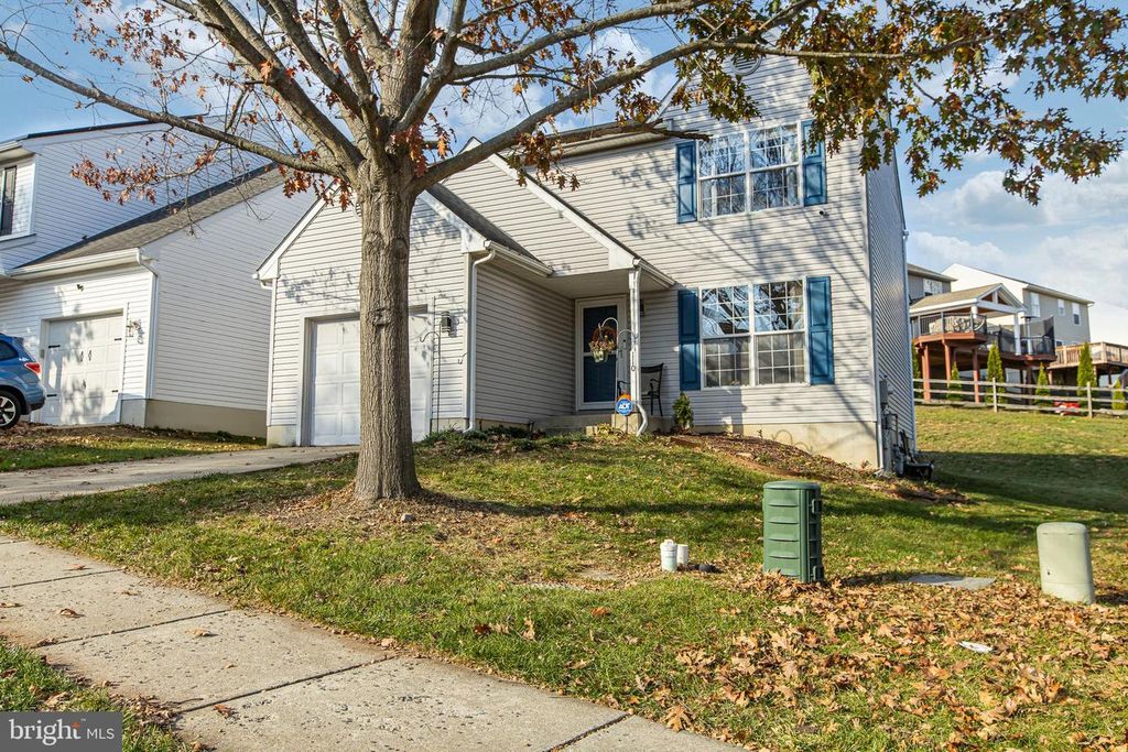 110 COLDBROOKE LN, Coatesville, PA 19320