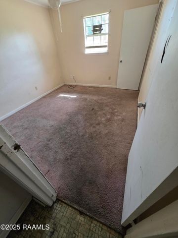 304 Martin Oaks Drive, Lafayette, LA 70501