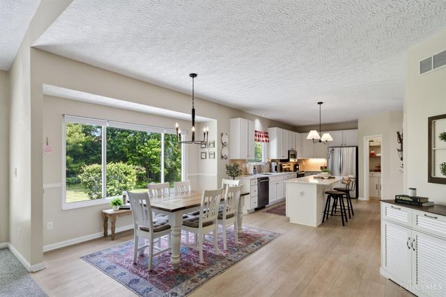5274 Greenhouse Drive, Mason, OH 45040